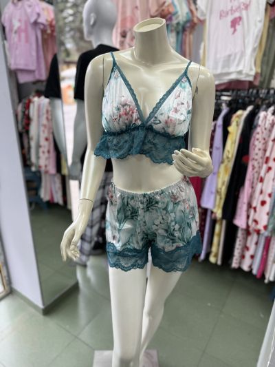 Сатенена пижама Потник и къси панталони