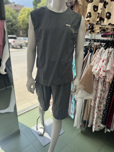 Мъжка пижама с потник и къси панталони